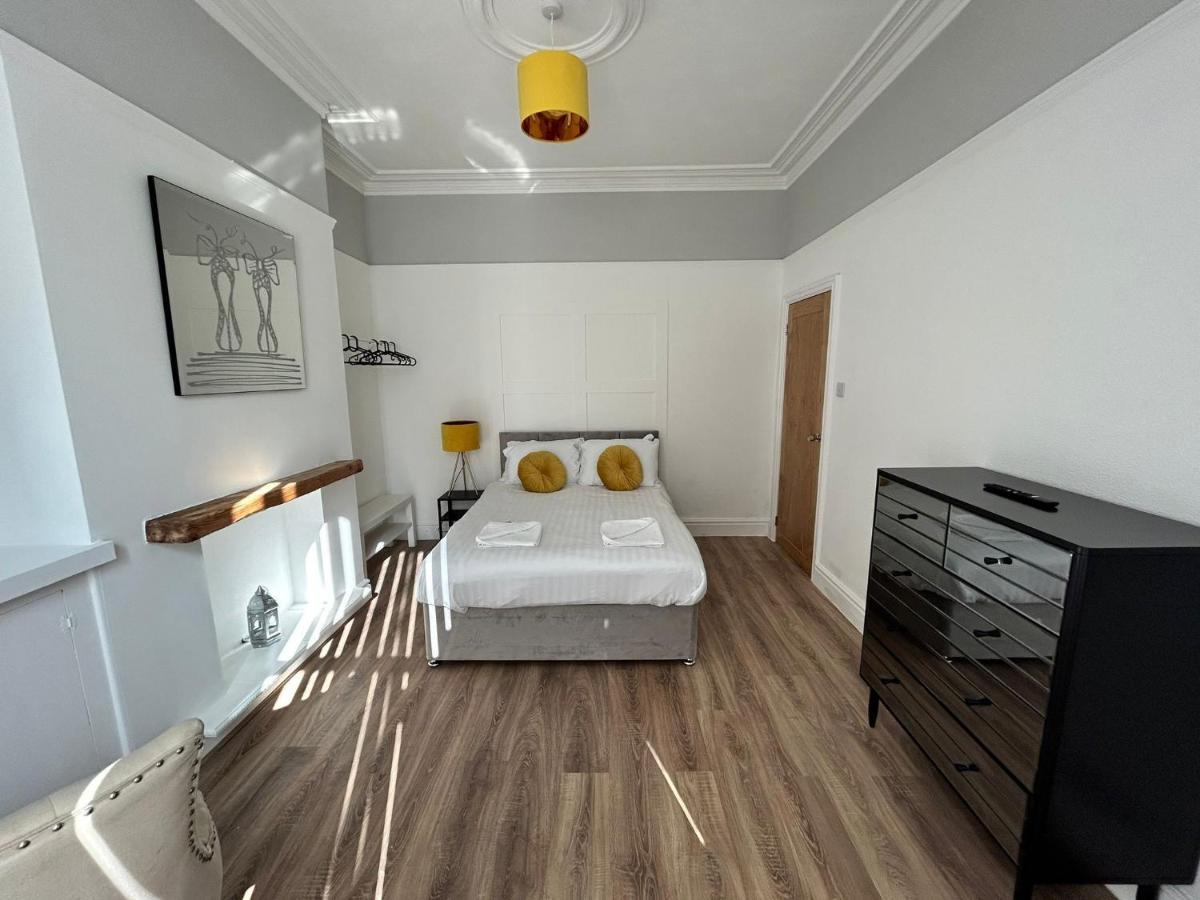 Westview House By Sasco Apartments Blackpool Esterno foto