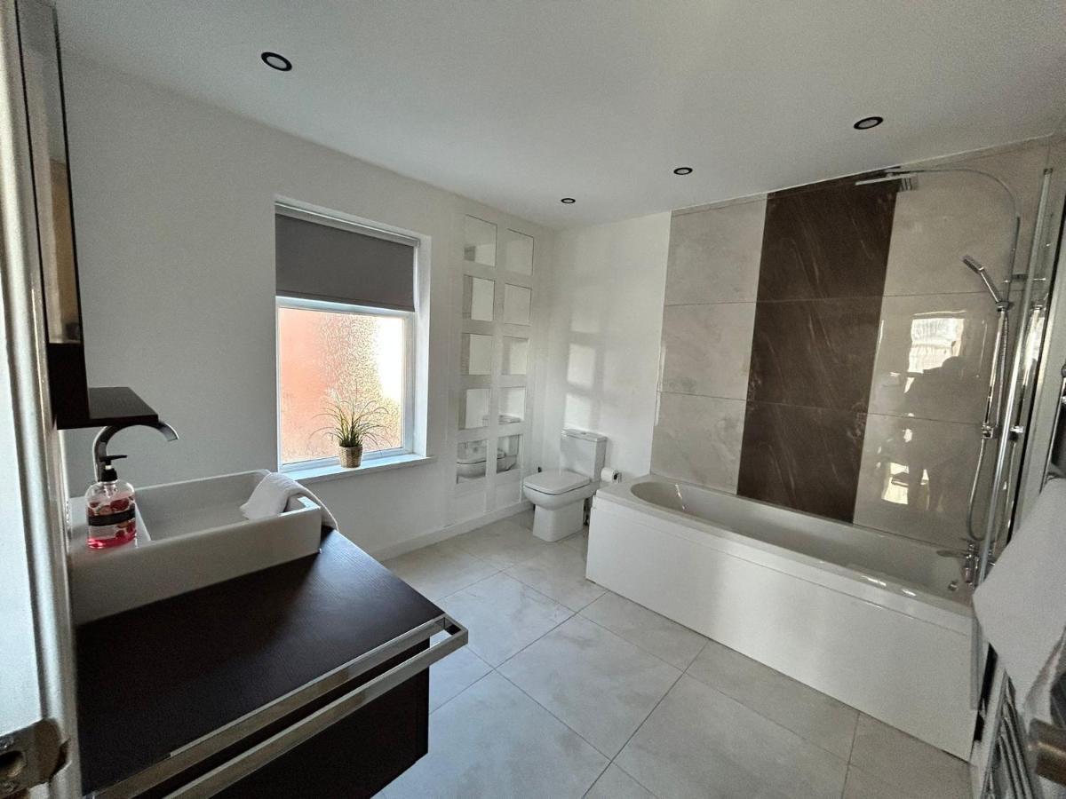 Westview House By Sasco Apartments Blackpool Esterno foto